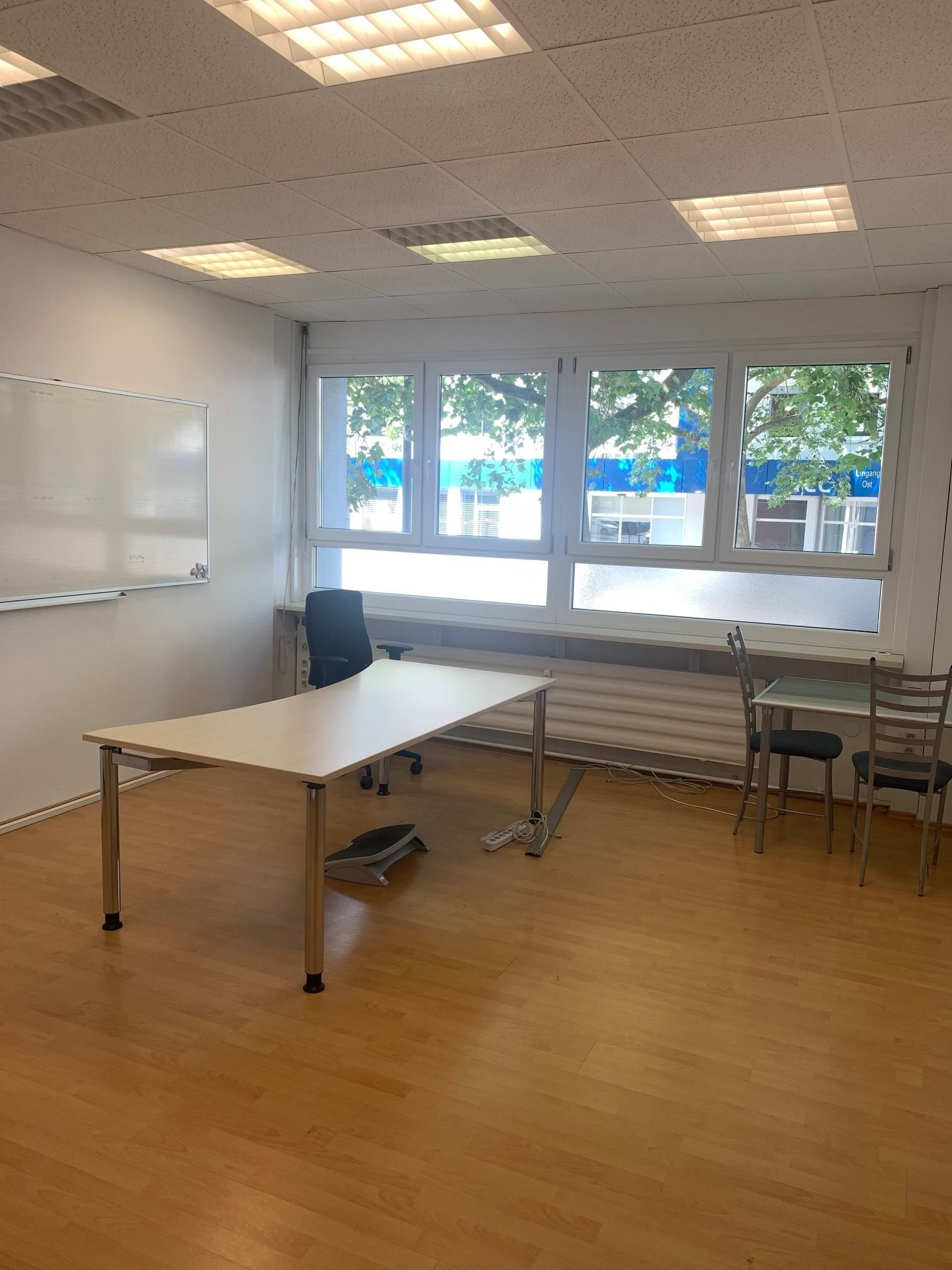 Praxis zur Miete 1.600 € 9 Zimmer 215 m²<br/>Bürofläche Zellerau Würzburg 97082