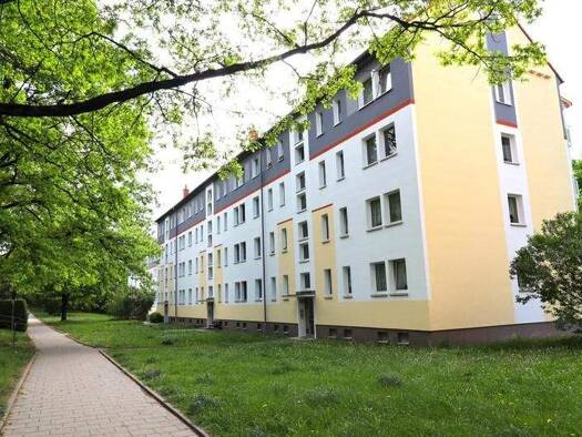 Wohnung zur Miete 802 € 5 Zimmer 113 m² 2. Geschoss frei ab 01.03.2026 Altendorf Chemnitz 09116