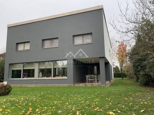 Haus zum Kauf 880.000 € 9 Zimmer 354 m² Odra