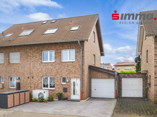 Einfamilienhaus zum Kauf 595.000 € 6 Zimmer 144 m² 333 m² Grundstück Dürwiß Eschweiler 52249
