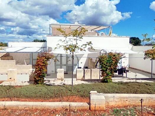 Haus zum Kauf 1.000.000 € 400 m² 12.000 m² Grundstück Cisternino 72014