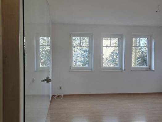 Wohnung zur Miete 500 € 2 Zimmer 50 m² Geschoss 1/4 frei ab 15.02.2026 Großschwabhausen 99441