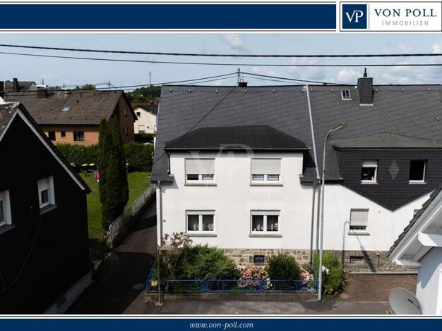 Doppelhaushälfte zum Kauf 215.000 € 5 Zimmer 110 m² 220 m² Grundstück Siershahn 56427