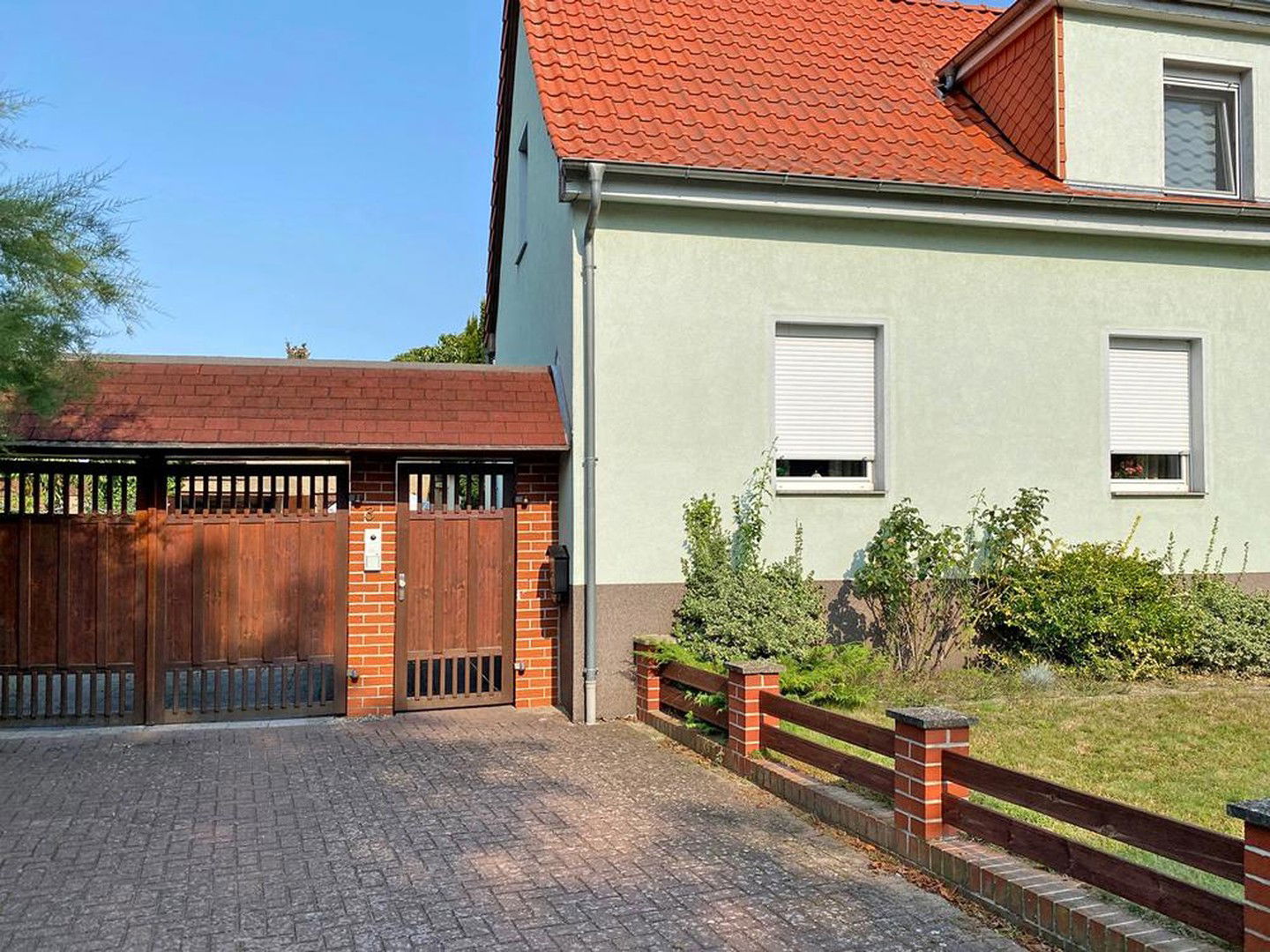 Doppelhaushälfte zum Kauf provisionsfrei 149.000 € 7 Zimmer 150 m²<br/>Wohnfläche 650 m²<br/>Grundstück Zienau Gardelegen 39638