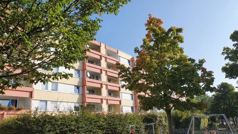 Wohnung zur Miete 796 € 3 Zimmer 84,5 m²<br/>Wohnfläche 1.<br/>Geschoss 22.11.2024<br/>Verfügbarkeit Franzensbader Str. 38 Elmschenhagen Bezirk 2 Kiel 24146