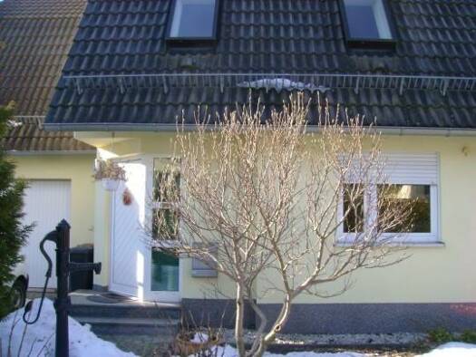 Reihenhaus zur Miete 1.000 € 6 Zimmer 140 m² frei ab 01.03.2026 Röhrsdorf Chemnitz 09247