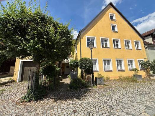 Einfamilienhaus zum Kauf 295.000 € 6 Zimmer 225 m² 217 m² Grundstück Berching Berching 92334