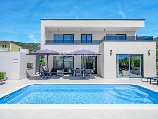 Haus zum Kauf 1.100.000 € 6 Zimmer 257 m² Kastel Stari, Kastela Kastela