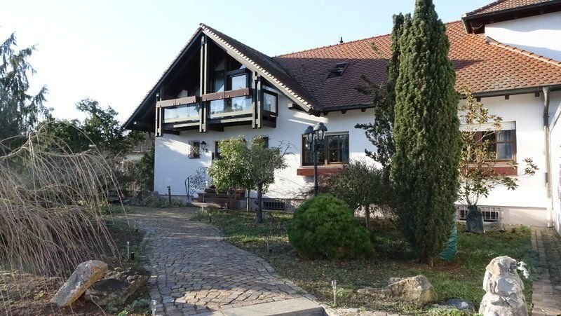 Einfamilienhaus zum Kauf 989.000 € 7 Zimmer 205,1 m²<br/>Wohnfläche 920 m²<br/>Grundstück Schifferstadt 67105