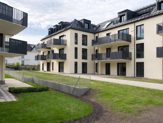 Wohnung zur Miete 1.020 € 2 Zimmer 58 m² Geschoss -1/3 frei ab 01.05.2026 Chiemseestraße 25g Wolkersdorf Traunstein 83278