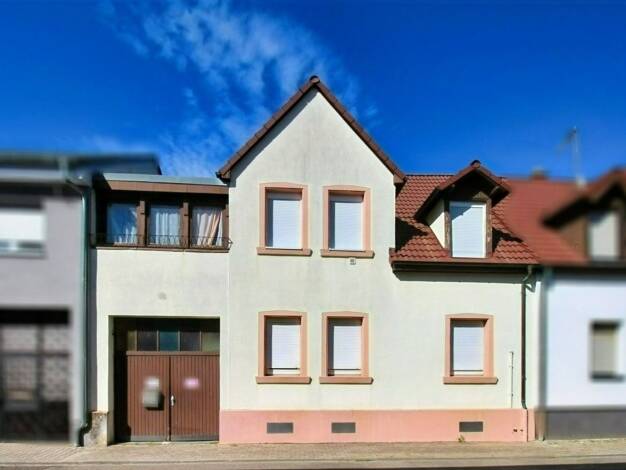 Reihenmittelhaus zum Kauf 349.000 € 5 Zimmer 117 m² 274 m² Grundstück frei ab 01.12.2025 Neulußheim 68809