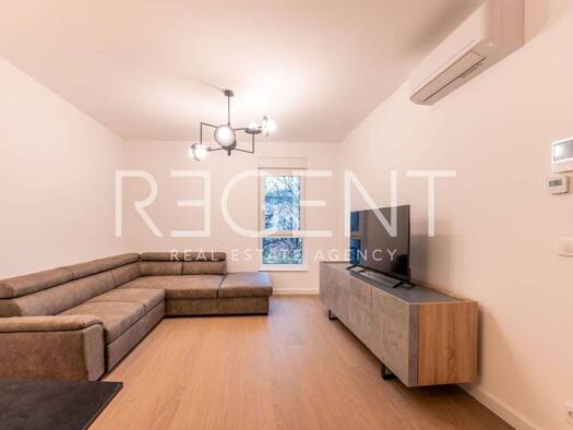 Wohnung zur Miete - Erstbezug 1.500 € 3 Zimmer Geschoss 3/6 Zagreb 10000