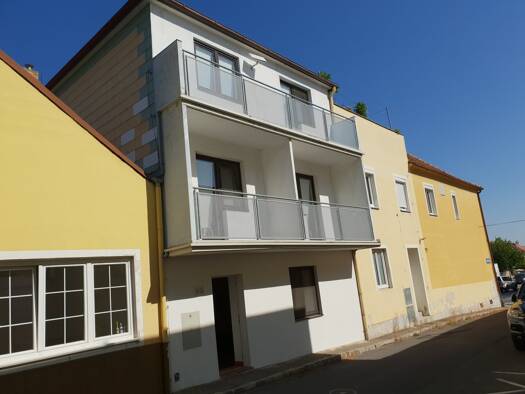 Sonstiges zum Kauf als Kapitalanlage geeignet 520.000 € 8 Zimmer 257,8 m² Rust 7071