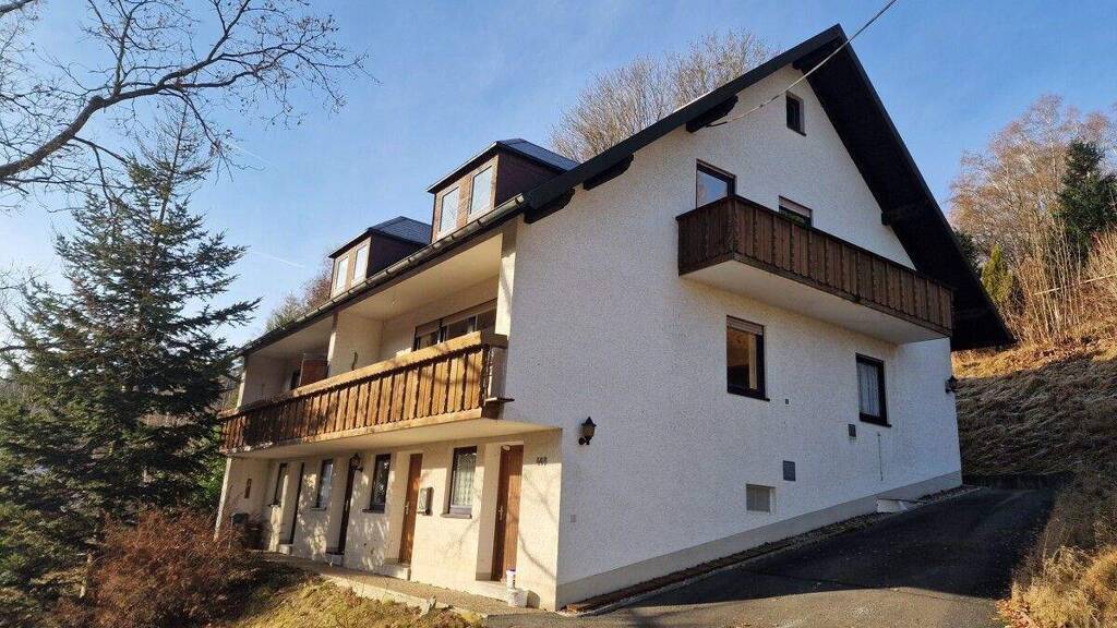 Doppelhaushälfte zum Kauf 148.000 € 3 Zimmer 113 m² 524 m² Grundstück Warmensteinach 95485