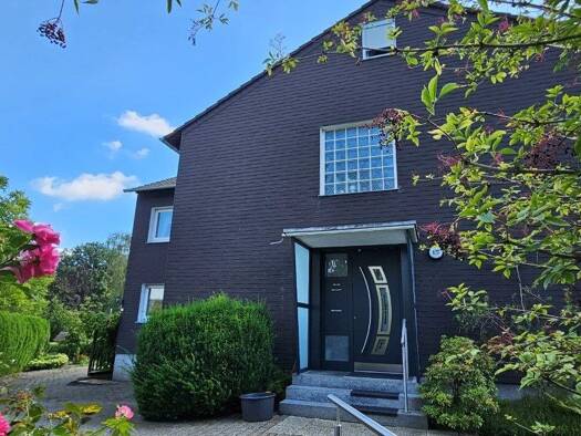 Mehrfamilienhaus zum Kauf 447.000 € 8 Zimmer 182 m² 876 m² Grundstück Haßlinghausen Sprockhövel, Haßlinghausen 45549