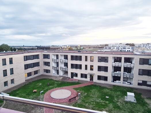 Wohnung zur Miete 750 € 2 Zimmer 60 m² 4. Geschoss frei ab 01.04.2026 Habichtweg 11 Nordenstadt Wiesbaden 65205