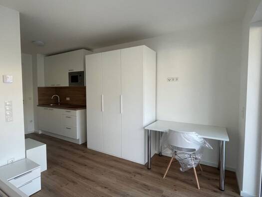 Studio zur Miete 370 € 1 Zimmer 25 m² Geschoss 1/2 frei ab 15.09.2026 Roedererstraße 6 Deggendorf 94469