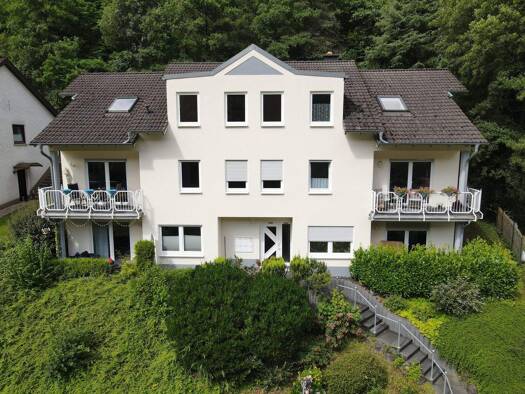 Mehrfamilienhaus zum Kauf provisionsfrei als Kapitalanlage geeignet 745.000 € 427 m² 604 m² Grundstück Nassau 56377
