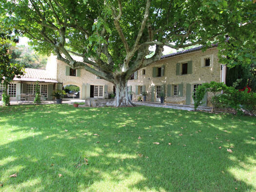 Einfamilienhaus zum Kauf 1.850.000 € 500 m² 35.000 m² Grundstück Beaumes-de-Venise 84190