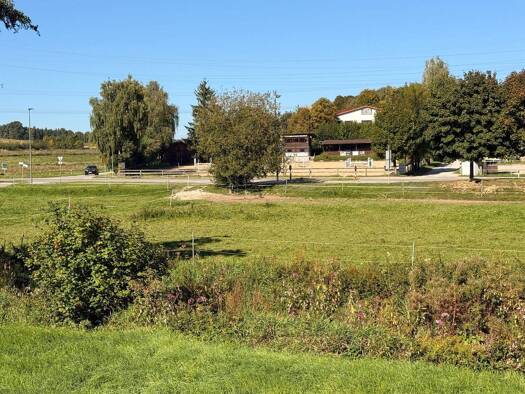 Doppelhaushälfte zum Kauf 665.000 € 6 Zimmer 199 m² 389 m² Grundstück frei ab sofort Schießstattstraße 43b Au Au in der Hallertau 84072