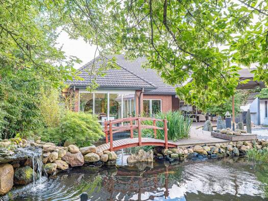 Einfamilienhaus zum Kauf 6 Zimmer 244,6 m² 1.155 m² Grundstück Grünendeich 21720