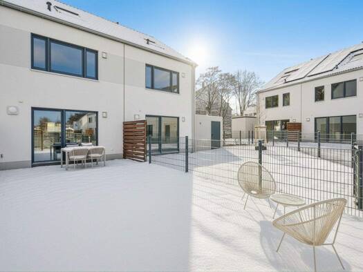 Haus zur Miete 1.505 € 4 Zimmer 110 m² 176 m² Grundstück frei ab sofort Borkhofer Straße 0 Mittelmeiderich Duisburg 47137