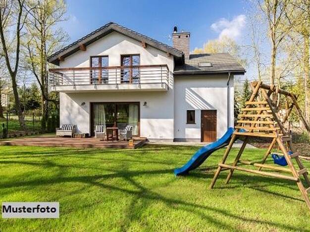 Einfamilienhaus zum Kauf 260.350 € 7 Zimmer 158,5 m² 938 m² Grundstück Neuenschmidten Brachttal 63636