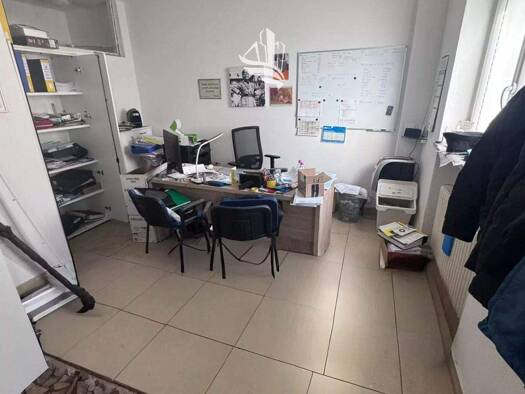 Lagerhalle zum Kauf 110.000 € 90 m² Lagerfläche Meran 39012