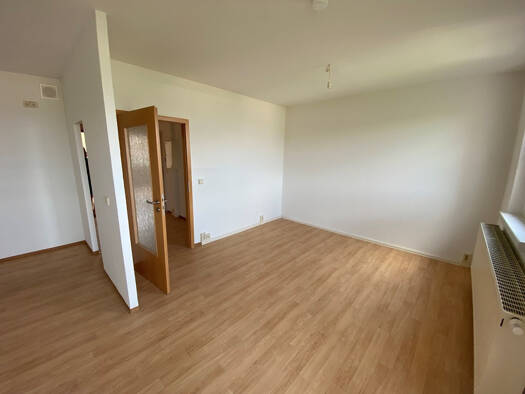 Wohnung zur Miete 400 € 4 Zimmer 64,6 m² 6. Geschoss Alexander-Gerbig-Straße 41 Suhl Suhl 98527