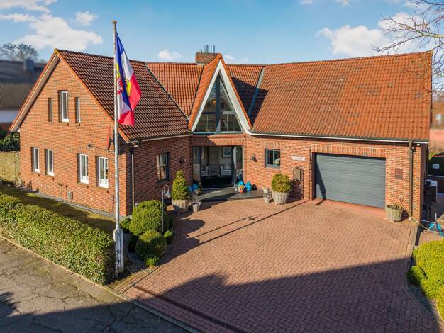 Einfamilienhaus zum Kauf 880.000 € 9 Zimmer 368,5 m² 843 m² Grundstück Flintbek 24220