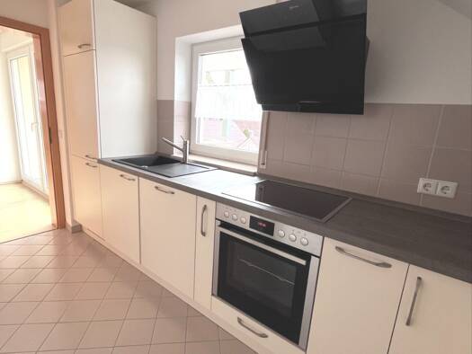 Wohnung zur Miete 680 € 2,5 Zimmer 75 m² Dachgeschoss, 2. Geschoss Zollenreute Aulendorf 88326