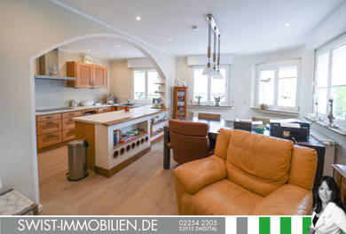 Haus zum Kauf 449.000 € 7 Zimmer 196 m² 221 m² Grundstück Annaturmstraße 18-20 Euskirchen Euskirchen 53879