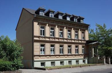 Wohnung zur Miete 265 € 1 Zimmer 38 m² Dachgeschoss, 3. Geschoss frei ab sofort Karl-Marx-Str. 3 Zerbst Zerbst/Anhalt 39261