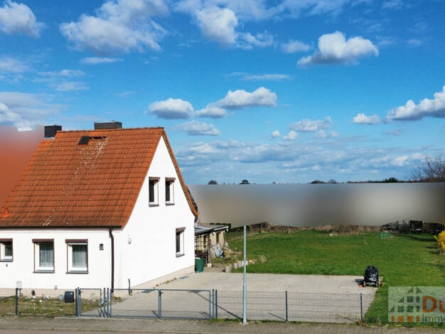Reihenendhaus zum Kauf provisionsfrei 147.000 € 3 Zimmer 77 m² 1.193 m² Grundstück Zöschen Leuna - Zöschen 06237