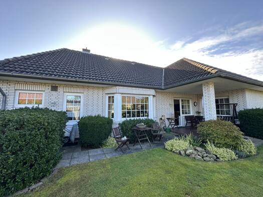 Bungalow zum Kauf 274.000 € 5 Zimmer 139 m² 1.049 m² Grundstück Burlage Rhauderfehn / Burlage 26817