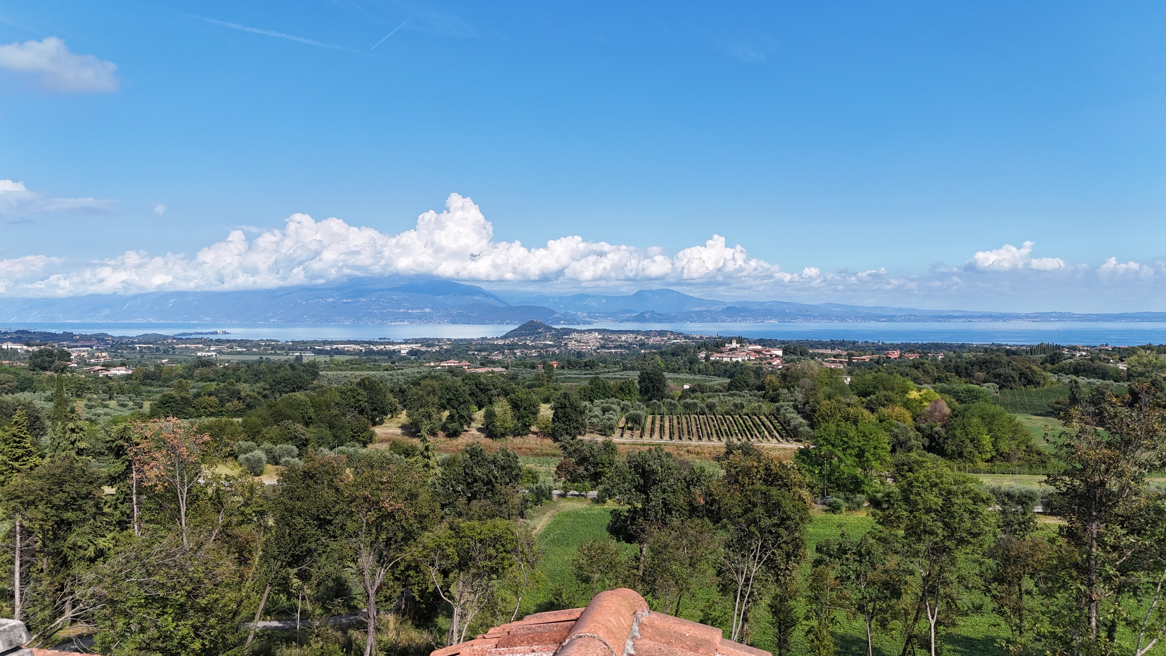 Villa zum Kauf 1.100.000 € 7 Zimmer 395 m²<br/>Wohnfläche 1.222 m²<br/>Grundstück ab sofort<br/>Verfügbarkeit Via Castelletto Polpenazze del Garda