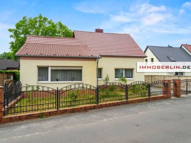 Haus zum Kauf 550.000 € 6 Zimmer 194 m² 1.000 m² Grundstück Potsdam 14480