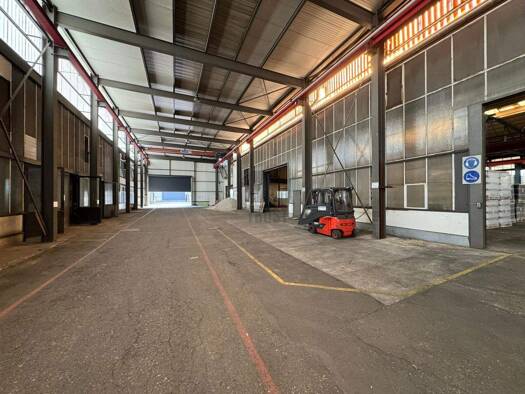 Lagerhalle zur Miete 4,20 € 2.000 m² Lagerfläche teilbar ab 2.000 m² Nordstadt Offenburg 77652