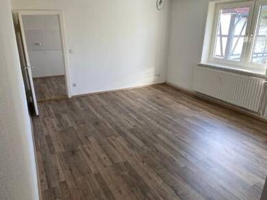 Wohnung zur Miete 730 € 3 Zimmer 92 m² frei ab sofort Göttinger Str. Rosdorf Rosdorf 37124