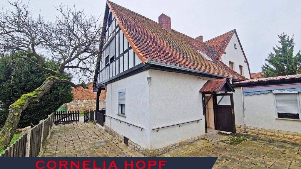 Doppelhaushälfte zum Kauf 49.000 € 5 Zimmer 82 m² Beichlingen 99625