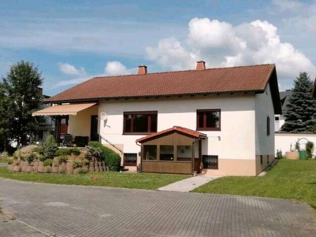 Einfamilienhaus zum Kauf provisionsfrei 414.000 € 5 Zimmer 250 m² 4.000 m² Grundstück Thiersheim Thiersheim 95707