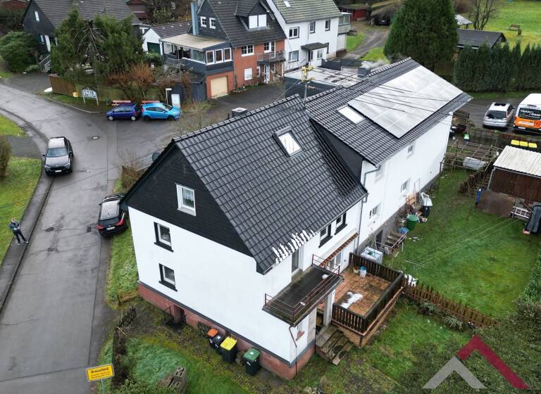 Doppelhaushälfte zum Kauf 165.000 € 5 Zimmer 112 m²<br/>Wohnfläche 359 m²<br/>Grundstück Breunfeld Nümbrecht 51588