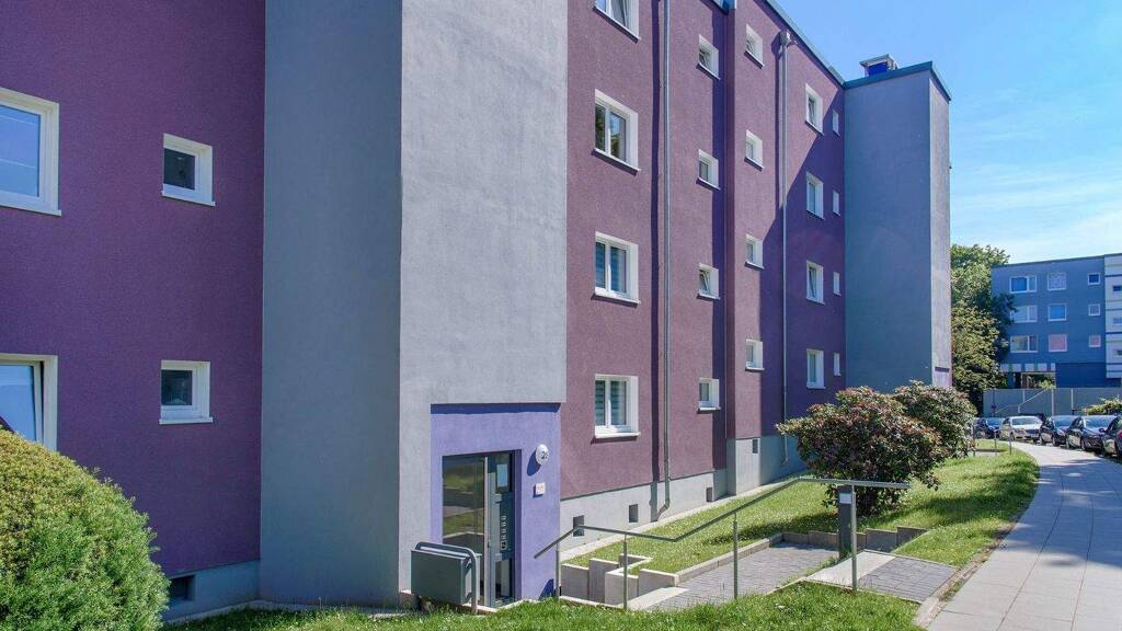 Wohnung zur Miete 436 € 2 Zimmer 63,1 m² 3. Geschoss frei ab 01.05.2026 Emil-Nohl-Straße 28 Lennep Remscheid 42897