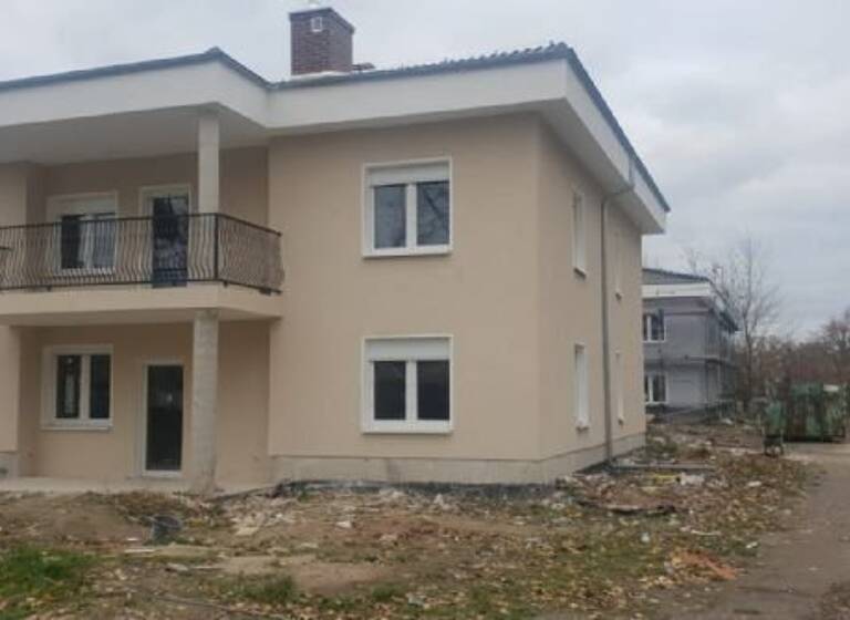 Villa zur Miete 1.559 € 5 Zimmer 160 m²<br/>Wohnfläche 300 m²<br/>Grundstück ab sofort<br/>Verfügbarkeit Bergmannstrasse Müncheberg Müncheberg 15374