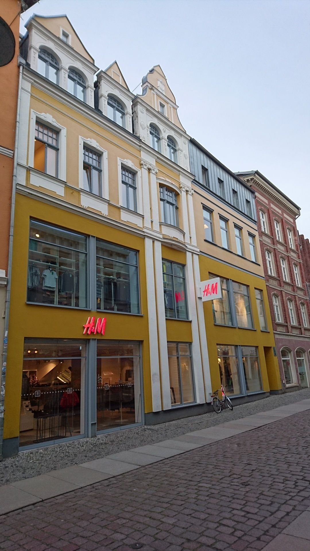 Bürofläche zur Miete 1.300 € 5 Zimmer 304 m²<br/>Bürofläche Altstadt Stralsund 18439