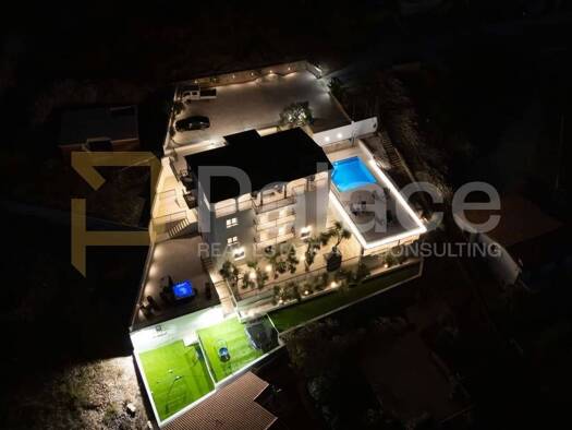 Villa zum Kauf 1.500.000 € 7 Zimmer 640 m² Marina 21222