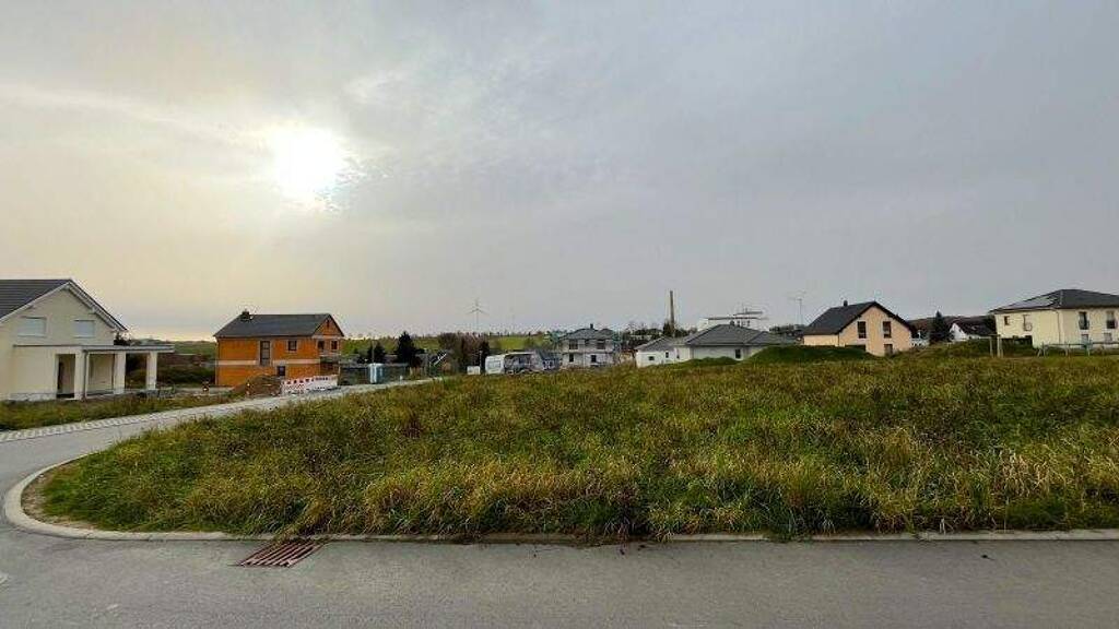 Einfamilienhaus zum Kauf provisionsfrei 398.240 € 4 Zimmer 121 m² 718 m² Grundstück Gornau 09405