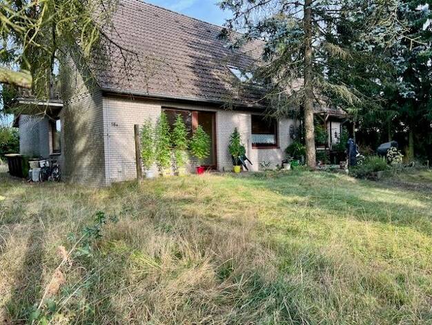 Mehrfamilienhaus zum Kauf provisionsfrei 269.000 € 6 Zimmer 205 m² 734 m² Grundstück Behringen Bispingen 29646