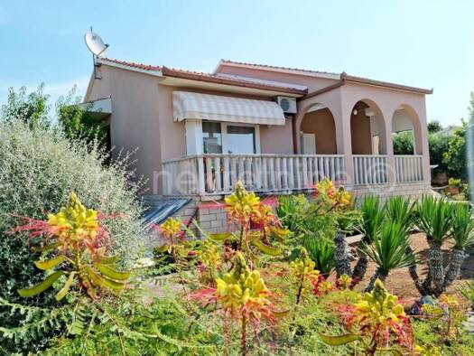 Haus zum Kauf 830.000 € 3 Zimmer 120 m² Marina