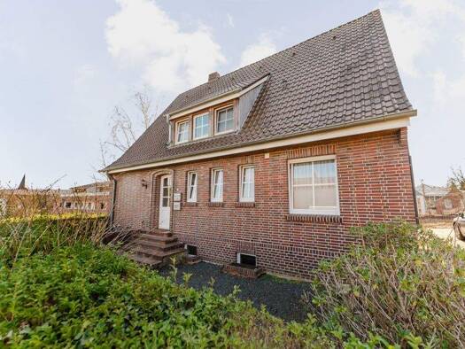 Einfamilienhaus zum Kauf 349.900 € 7 Zimmer 166 m² 384 m² Grundstück Uelsen 49843